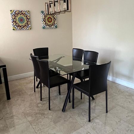 Renovated 2/2 Unit At Yacht Club/Aventura Apartment Exterior foto