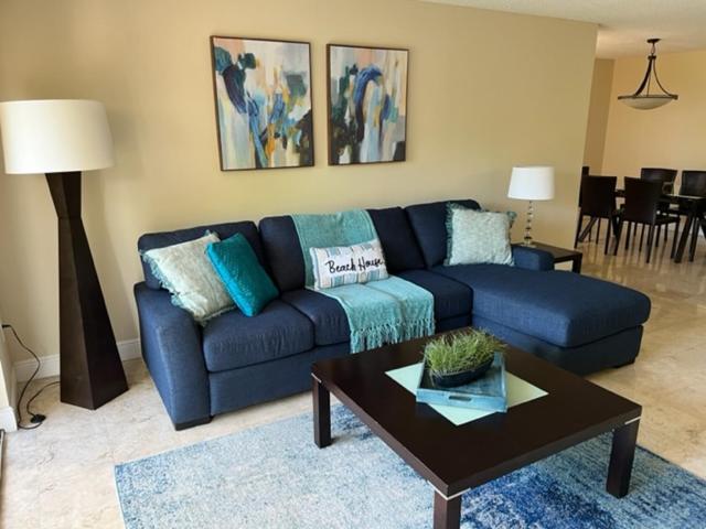 Renovated 2/2 Unit At Yacht Club/Aventura Apartment Exterior foto
